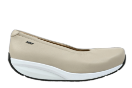 WOMEN'S MBT HARPER TAN FLATS