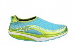 MBT Women's Afiya Slip-On Scuba Blue